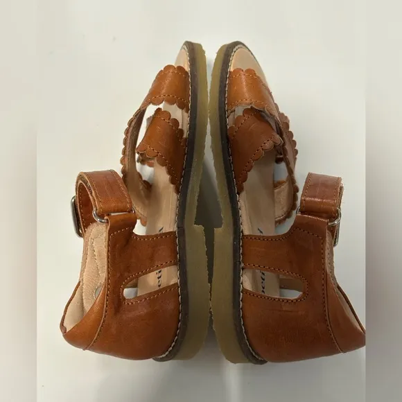 Petit Nord Little Girl’s Scalloped Leather Sandals Cognac Size EU 26