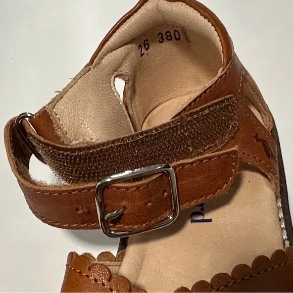 Petit Nord Little Girl’s Scalloped Leather Sandals Cognac Size EU 26