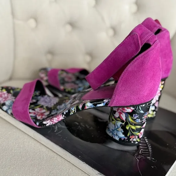 Pink Floral Heeled Sandals Velcro closure