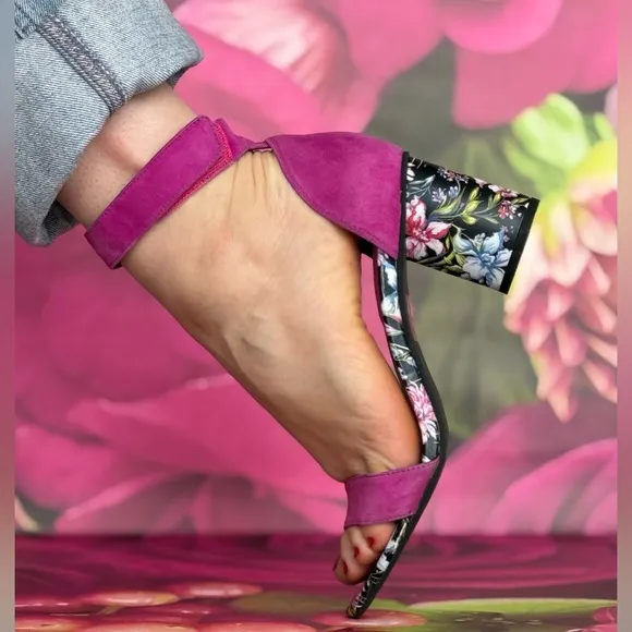 Pink Floral Heeled Sandals Velcro closure