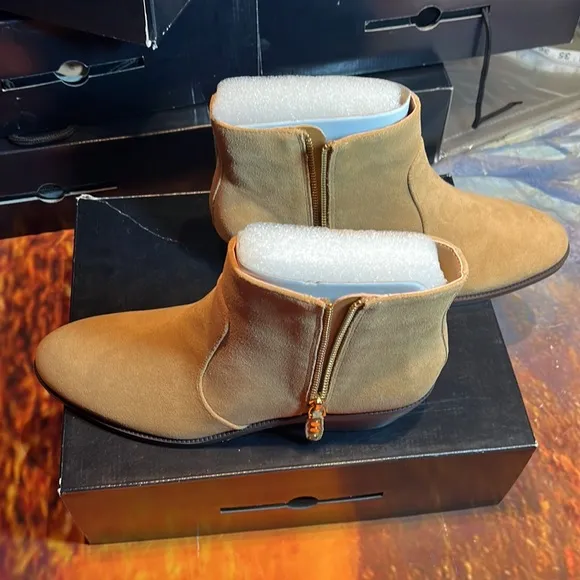Polo Ralph Lauren Prudence Women’s Ankle Tan color sued Leather Boots New