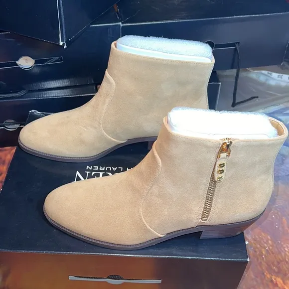 Polo Ralph Lauren Prudence Women’s Ankle Tan color sued Leather Boots New