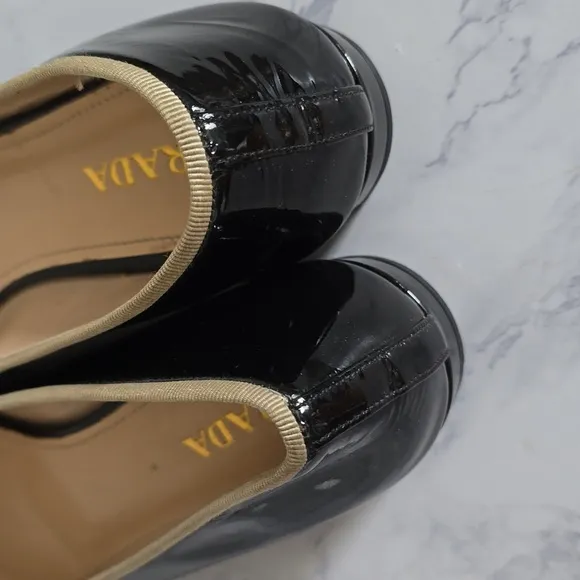 Prada Black and Brown Leather Loafers with Bow Detail