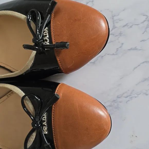 Prada Black and Brown Leather Loafers with Bow Detail