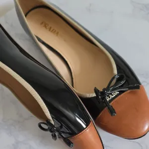 Prada Black and Brown Leather Loafers with Bow Detail