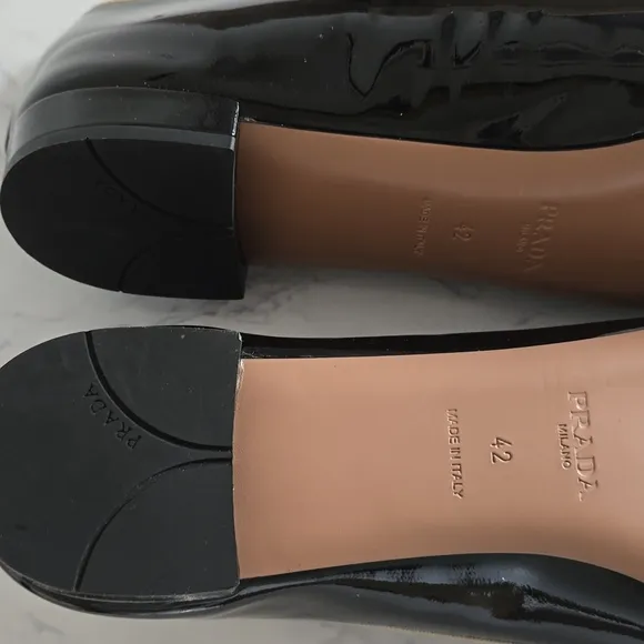 Prada Black and Brown Leather Loafers with Bow Detail