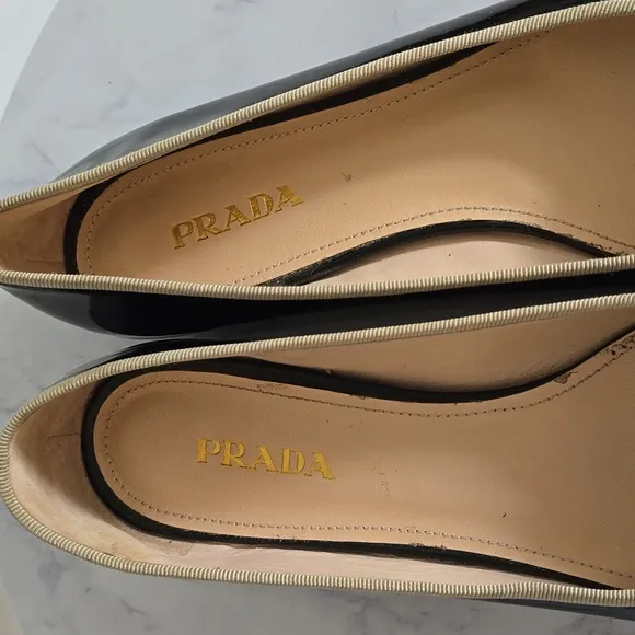 Prada Black and Brown Leather Loafers with Bow Detail