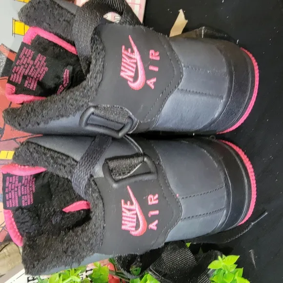 Price DROP- Kids Black and Pink High-Top Sneakers