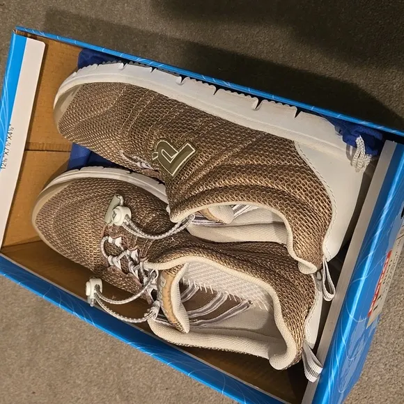 Propet Travel Walker Comfort Sneakers Size 11