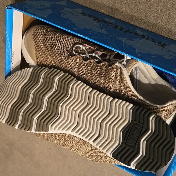 Propet Travel Walker Comfort Sneakers Size 11