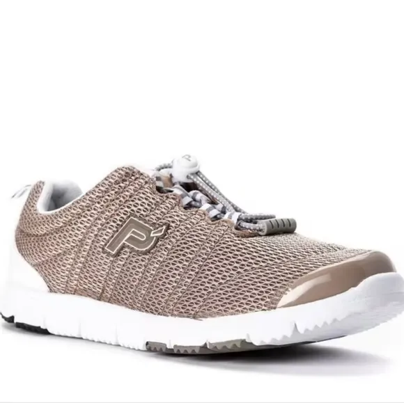 Propet Travel Walker Comfort Sneakers Size 11