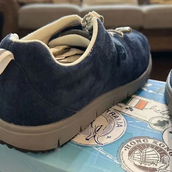 PROPET Travel Walker W3218 Women's Navy Blue Suede Ortholite Shoes. Size 9.