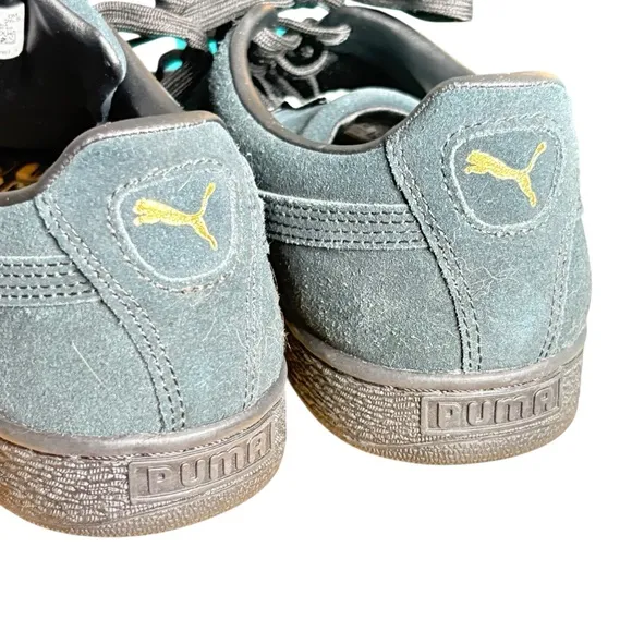 Puma Black Suede Classic Sneakers EUC 8.5