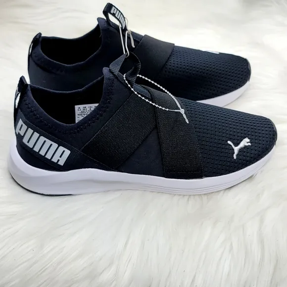 PUMA PROWL SLIP ON SNEAKERS BLACK AND WHITE