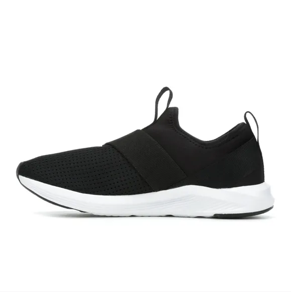 PUMA PROWL SLIP ON SNEAKERS BLACK AND WHITE