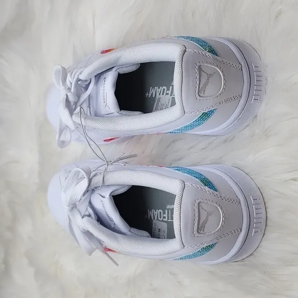 PUMA Vikky v2 Tie Dye Sneakers Women's Sneakers White