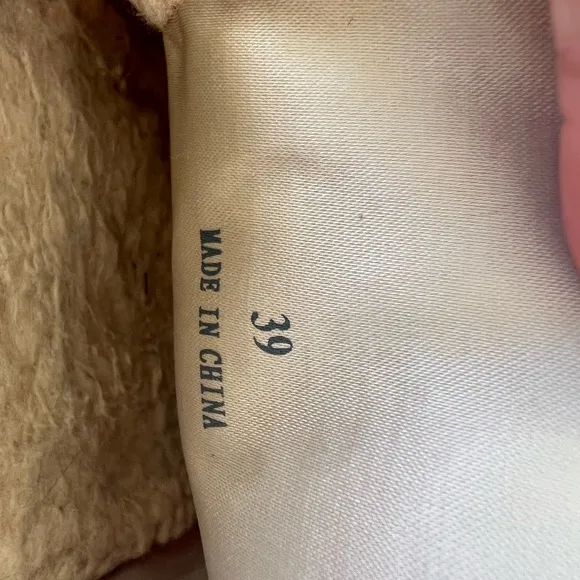 Rag &amp; Bone Sherpa Mules Slides – Size 39 (Fits 8–8.5), Gold Chain Detail