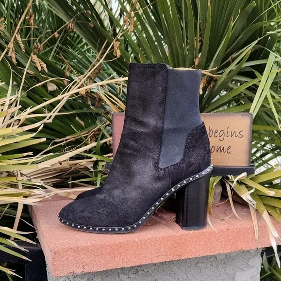 Rag and Bone black suede studded‎ boots