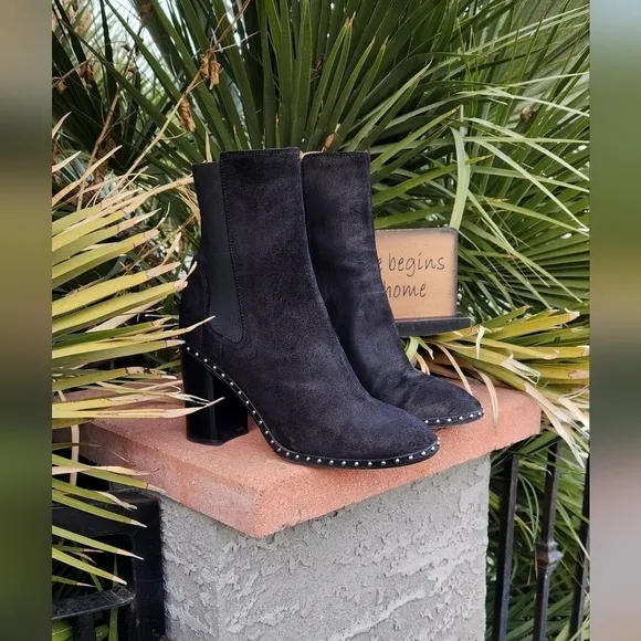 Rag and Bone black suede studded‎ boots