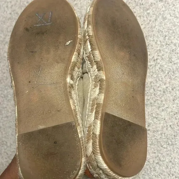 Rag and bone women’s tan suede leather espadrilles size 37.5/7