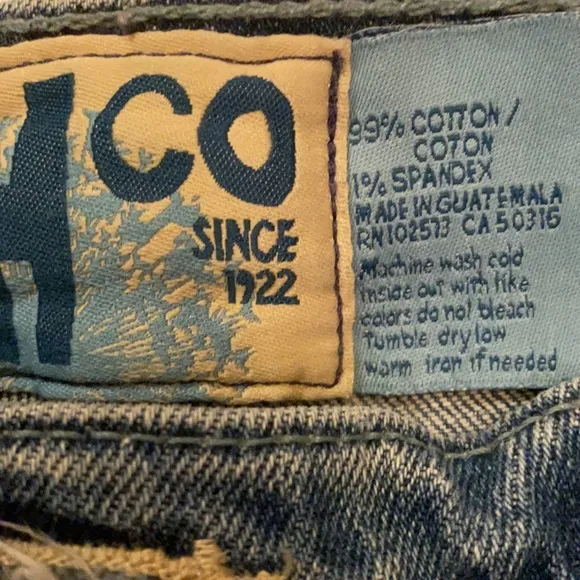 RARE 2000s HOLLISTER LOW RISE SEXY JEAN SHORTS DAISY DUKES⭐️⭐️⭐️⭐️⭐️