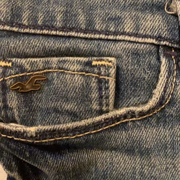 RARE 2000s HOLLISTER LOW RISE SEXY JEAN SHORTS DAISY DUKES⭐️⭐️⭐️⭐️⭐️