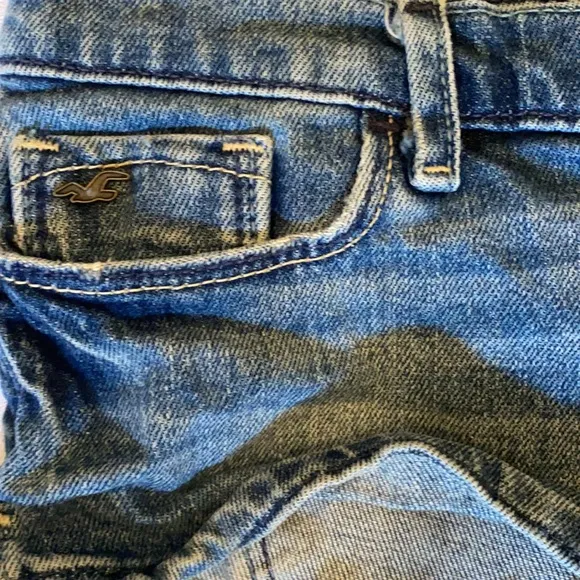 RARE 2000s HOLLISTER LOW RISE SEXY JEAN SHORTS DAISY DUKES⭐️⭐️⭐️⭐️⭐️