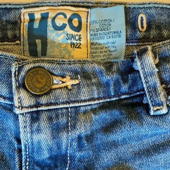 RARE 2000s HOLLISTER LOW RISE SEXY JEAN SHORTS DAISY DUKES⭐️⭐️⭐️⭐️⭐️
