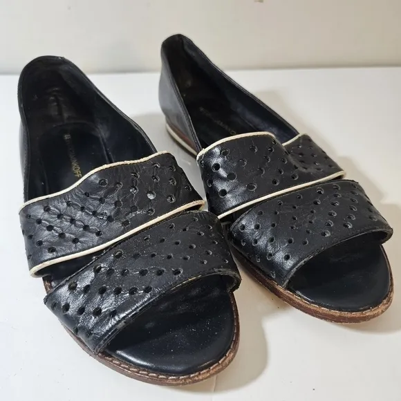 Rebecca Minkoff Black Leather Perforated Open Toe Sandals Flats, sz 8