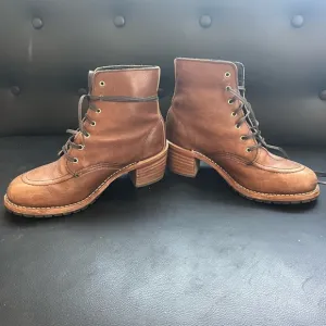 Red Wing Heritage Clara boots