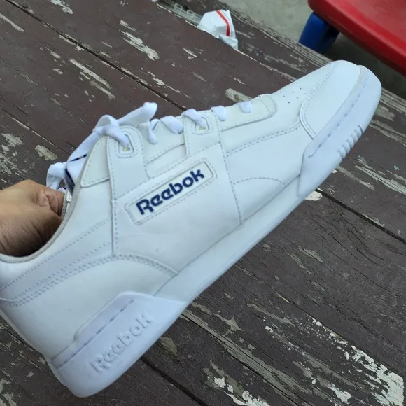 Reebok Runwalk Men's White Sneakers Sz 11.5