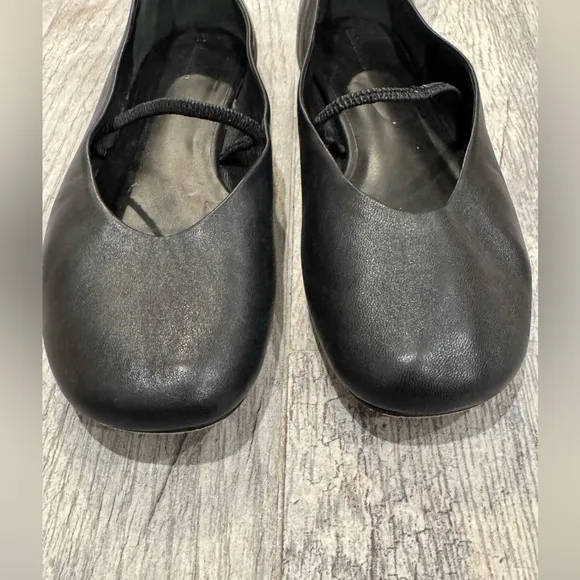 Reformation black leather Bowie ballet flats