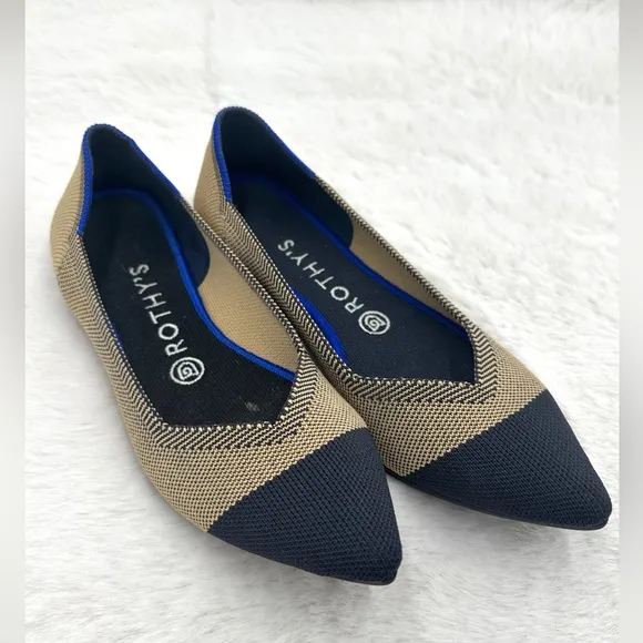 Retired Rothy's Dune Cap Toe The Point Flats Beige Blue Size 8.5