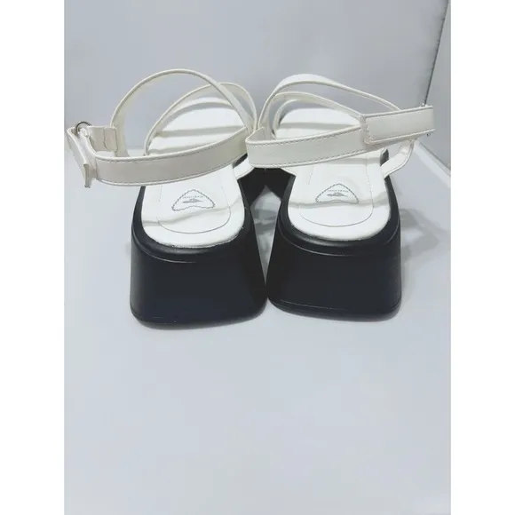 Rocketdog Dover Platform Sandals in White (NWOB)