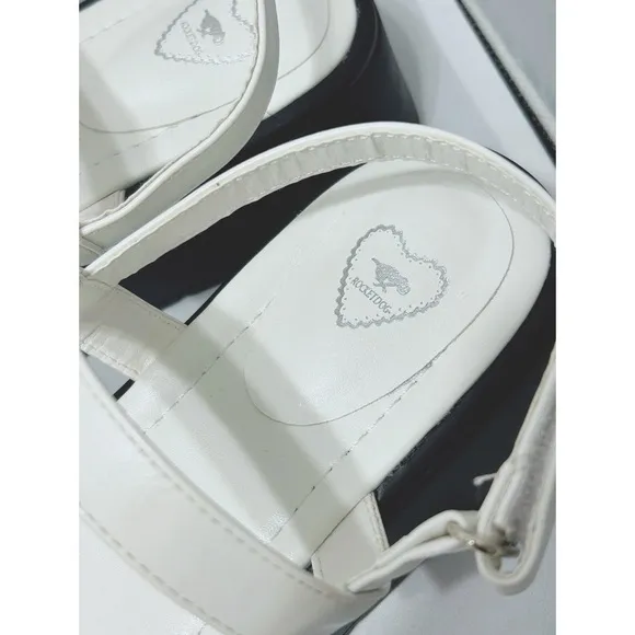Rocketdog Dover Platform Sandals in White (NWOB)