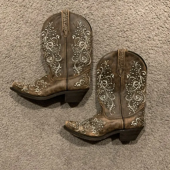 Rockin Country VTG Studded Brown Leather Cowboy Western Boots Shoes sz 8.5, NEW