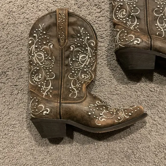 Rockin Country VTG Studded Brown Leather Cowboy Western Boots Shoes sz 8.5, NEW