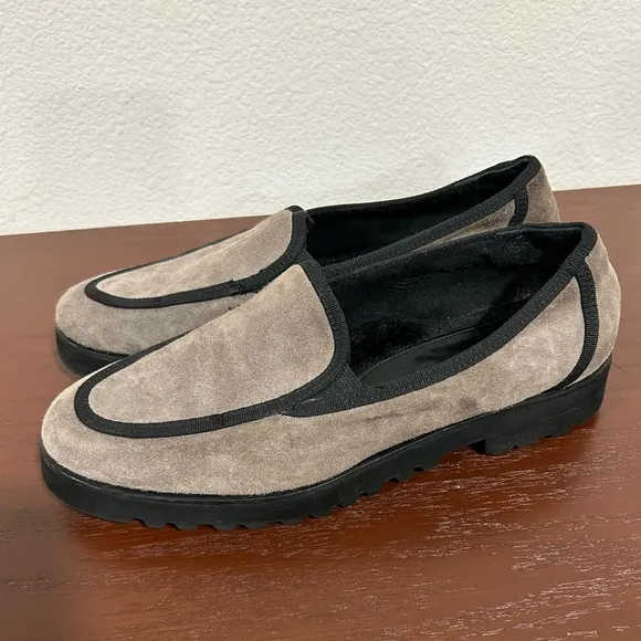 Ron White Rita Gray and Black Suede Loafers Vibram Soles Size 8