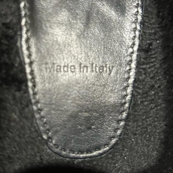 Ron White Rita Gray and Black Suede Loafers Vibram Soles Size 8