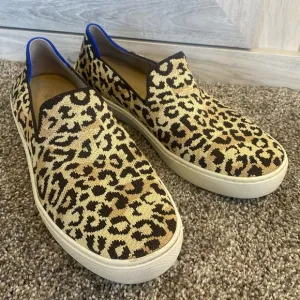 Rothys Camo Cat Leopard The Sneaker 9 Women Sneakers Slip-On