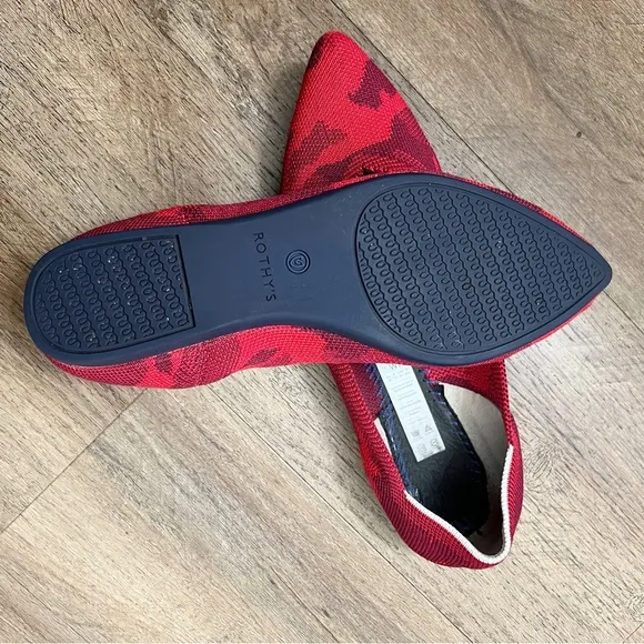 ROTHY'S Camo Point Toe Knit Flats in Red Camo