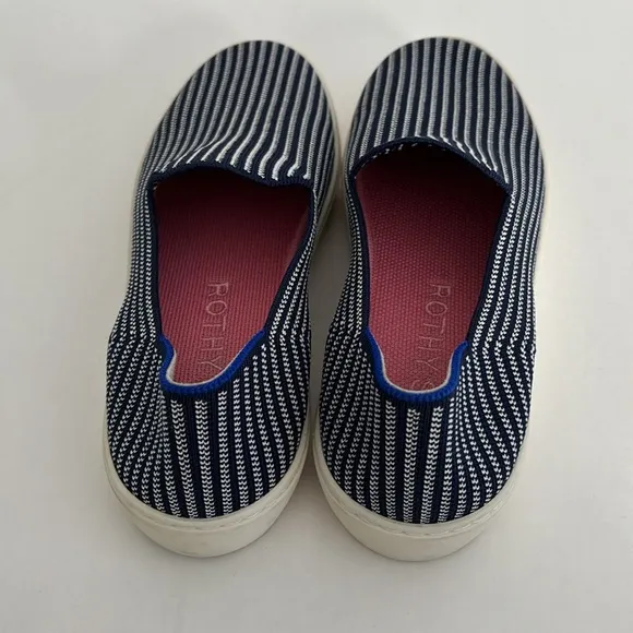 Rothy’s Navy Blue White Striped Slip On Comfort Sneakers Travel Women’s Size 9