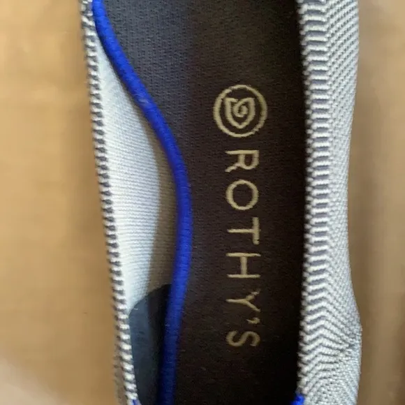 Rothy’s Pointed Toe Gray Flats 7