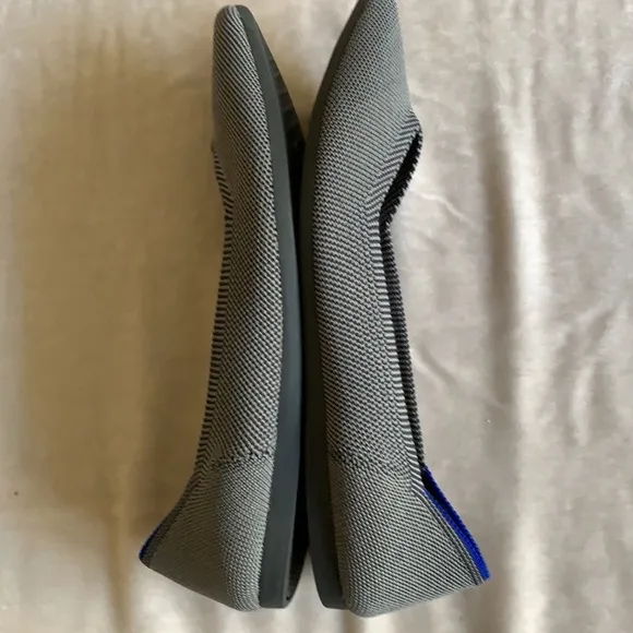 Rothy’s Pointed Toe Gray Flats 7