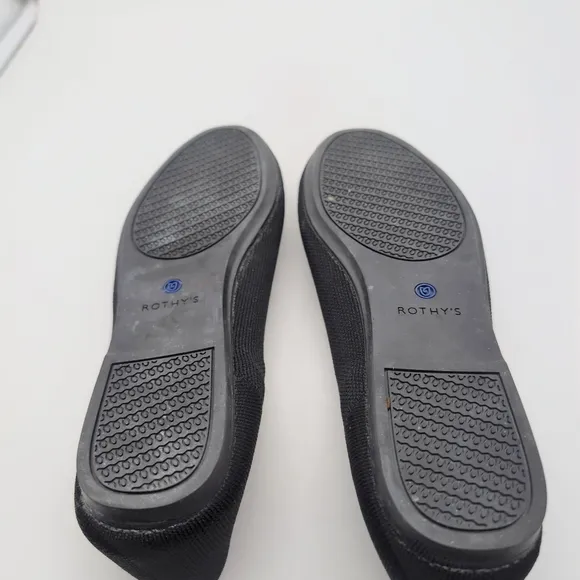 Rothy's sz 10  Black Round Toe Ballet Flats with Blue Trim