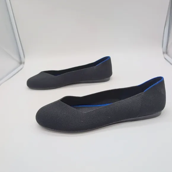 Rothy's sz 10  Black Round Toe Ballet Flats with Blue Trim