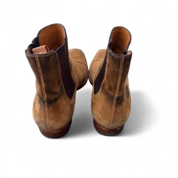 SAINT LAURENT YSL WYATT CHELSEA BOOTS IN SUEDE Size 40/7