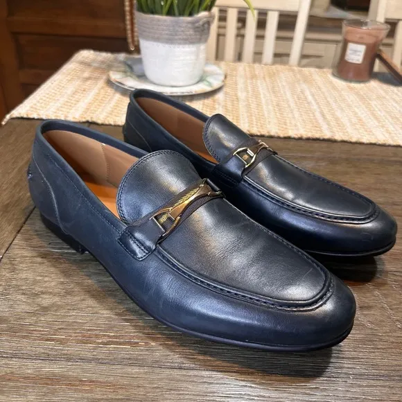 Saks Fifth Avenue Firenze Leather Loafers Dress Shoes Gold Accent Navy 13M