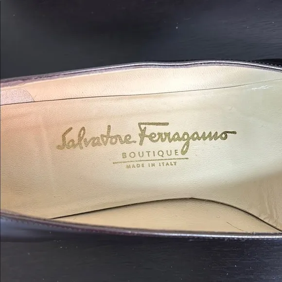 Salvatore Ferragamo Patent Leather Bronze Pumps Heels Italy Sz 9.5 AA