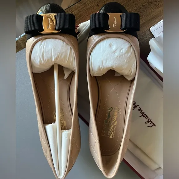 Salvatore Ferragamo Varina Ballet Flats
